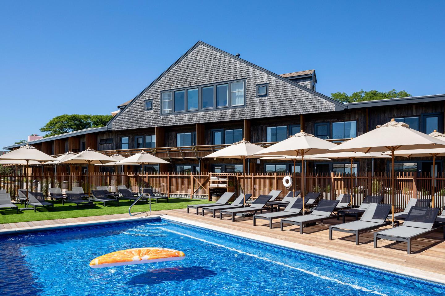 Provincetown Hotel in MA With Infinity Pool