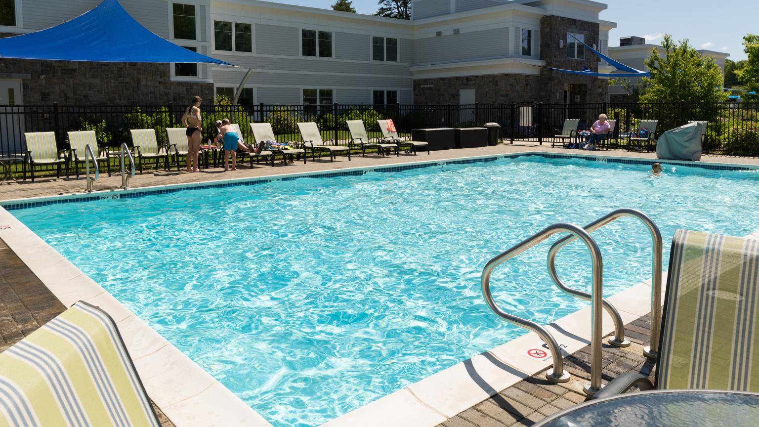 Hotel Lodging In Bar Harbor ME Vacations Getaways At Atlantic   AO Pool 1 