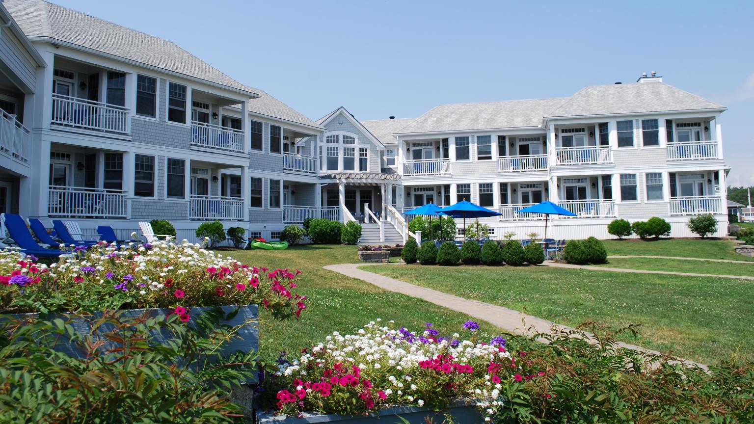 Beachmere Inn | New England Inns and Resorts