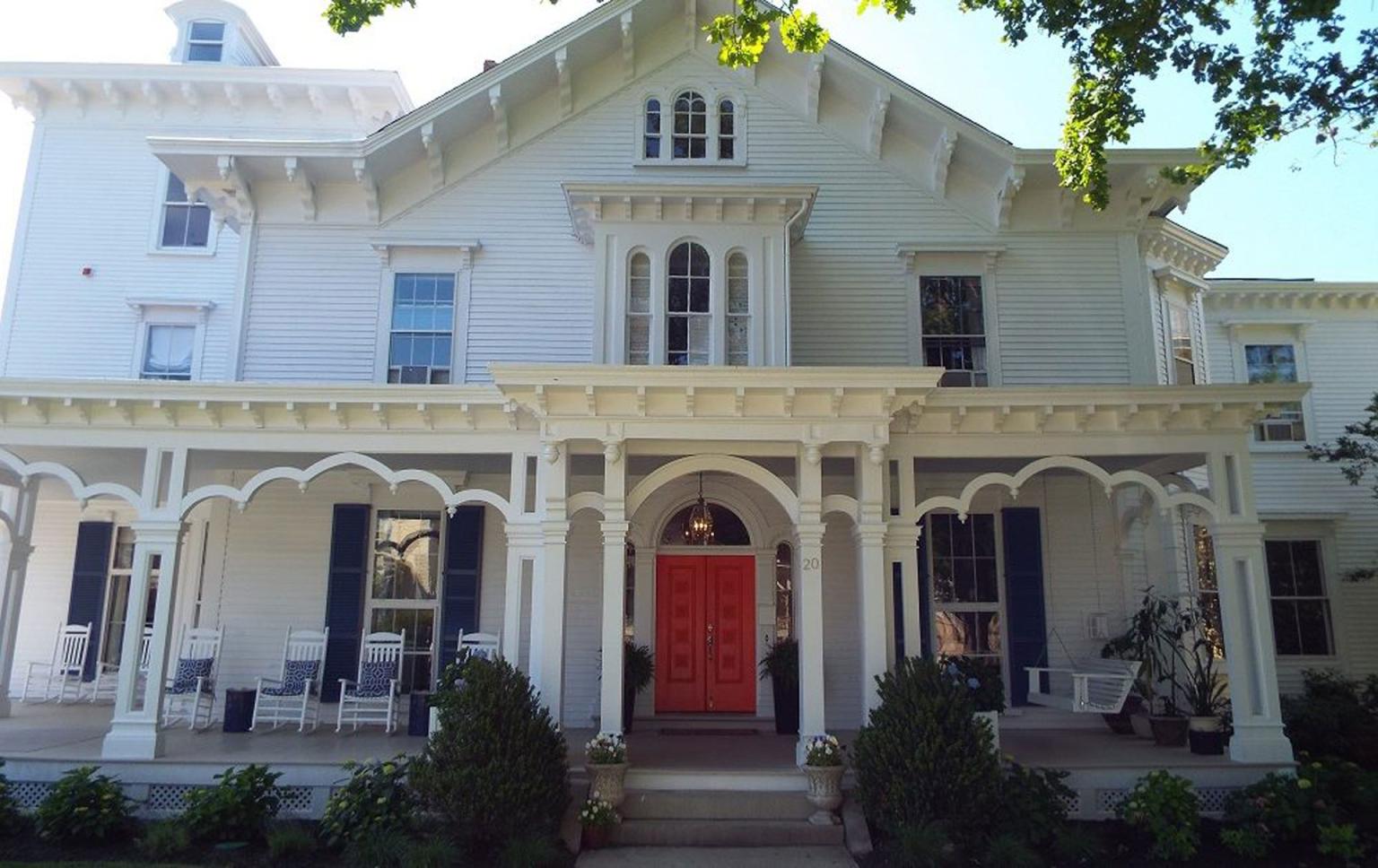 Bayberry Cliff Inn B&B, Prince Edward Island, Canada