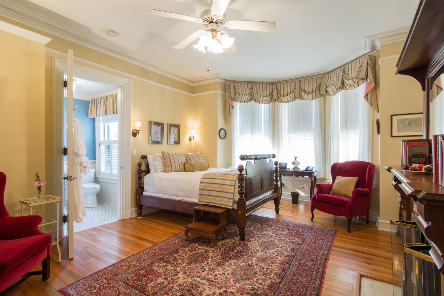 Bed And Breakfast Lodging In Newport, Ri - Unique Getaways & Vacations 