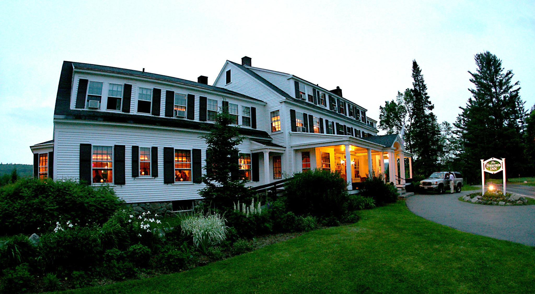 Unique Lodging Vacations In New Hampshire New England