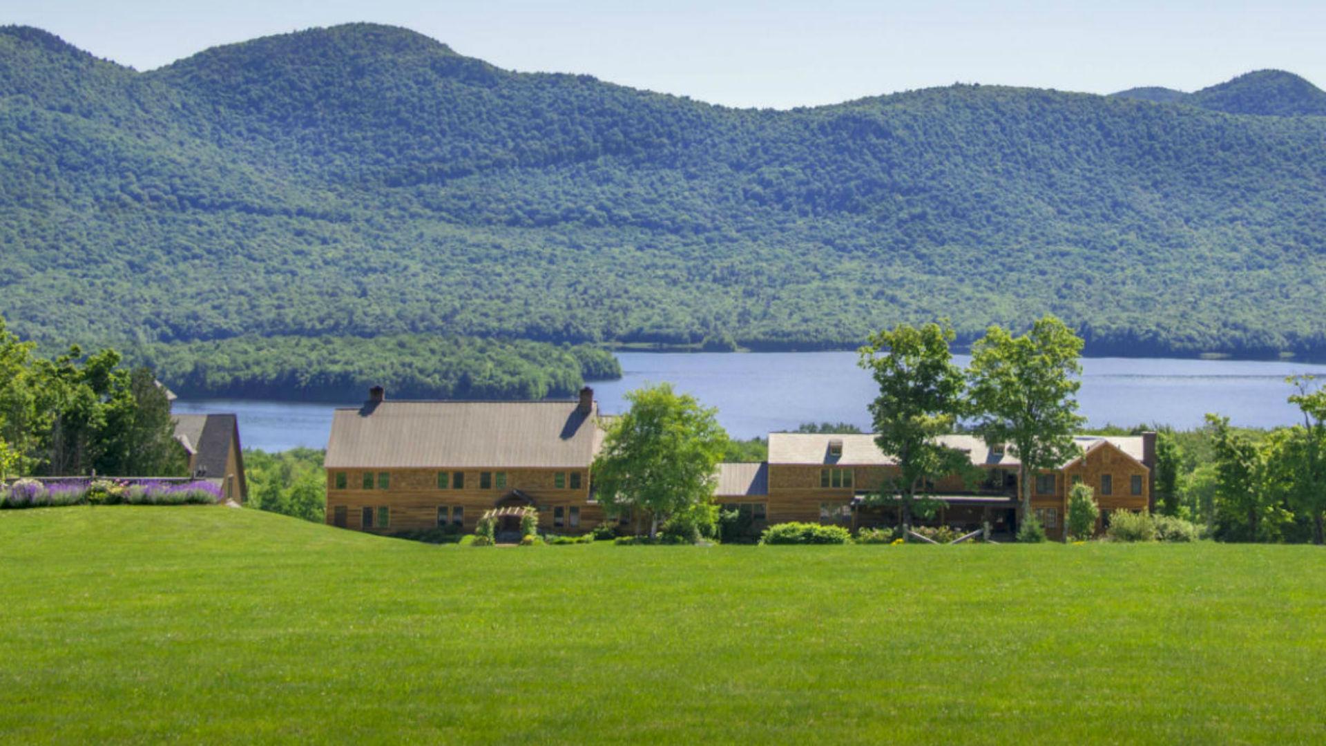 Discover the Perfect Getaway at Mountain Top Inn and Resort